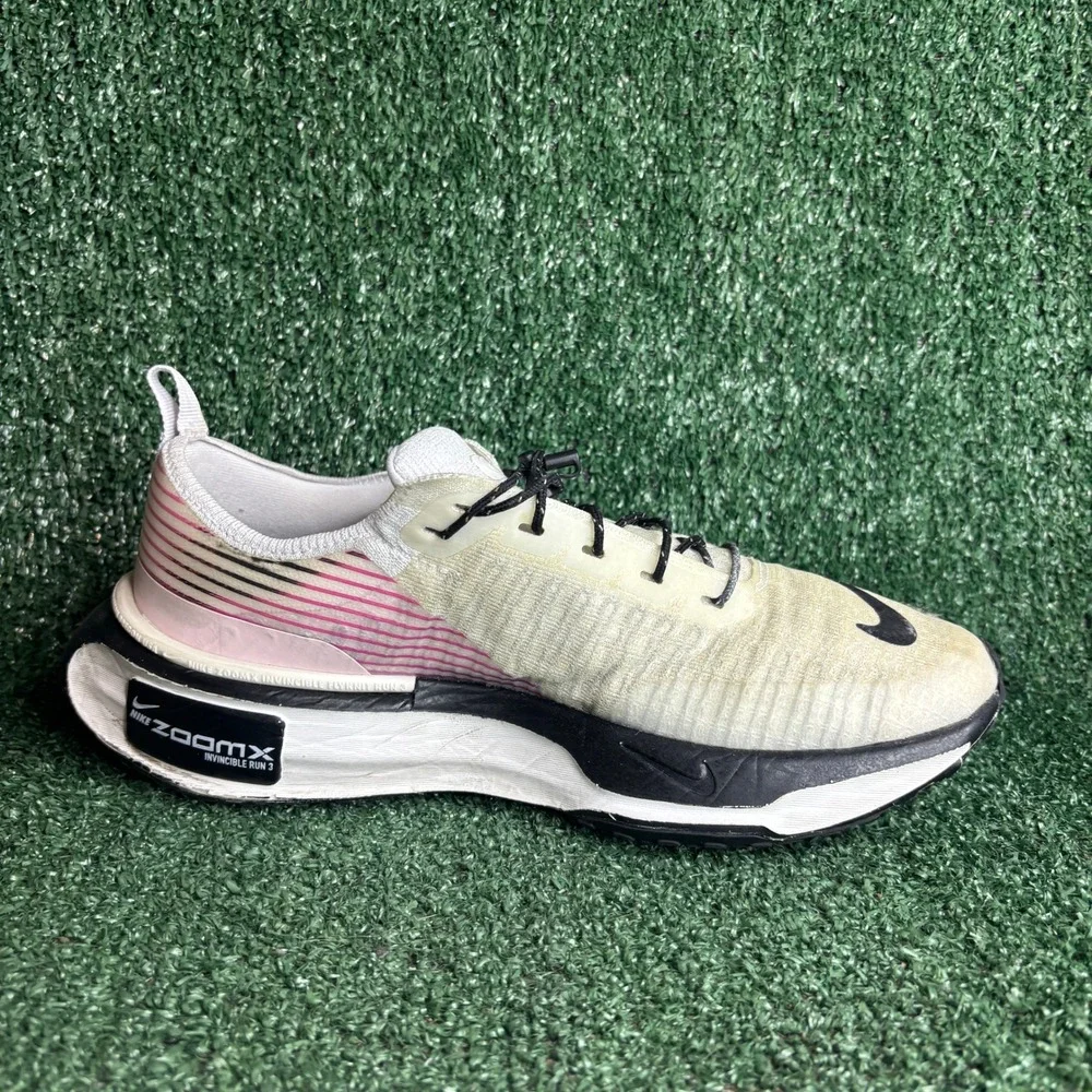 Nike Invincible Run 3 Flyknit ZoomX Athletic Running Sneaker White Mens Size 9.5